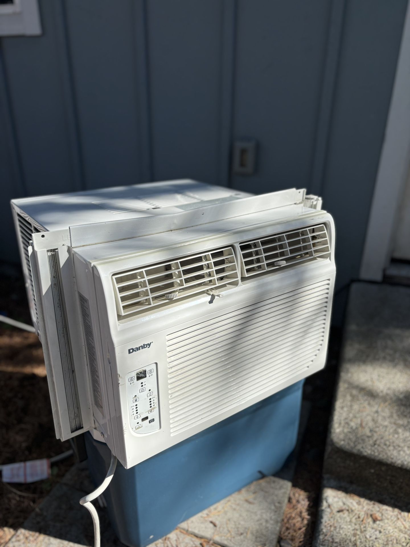 Air Conditioner
