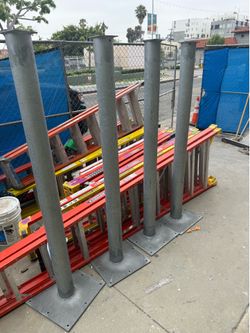 Galv’ Steel Columns.
