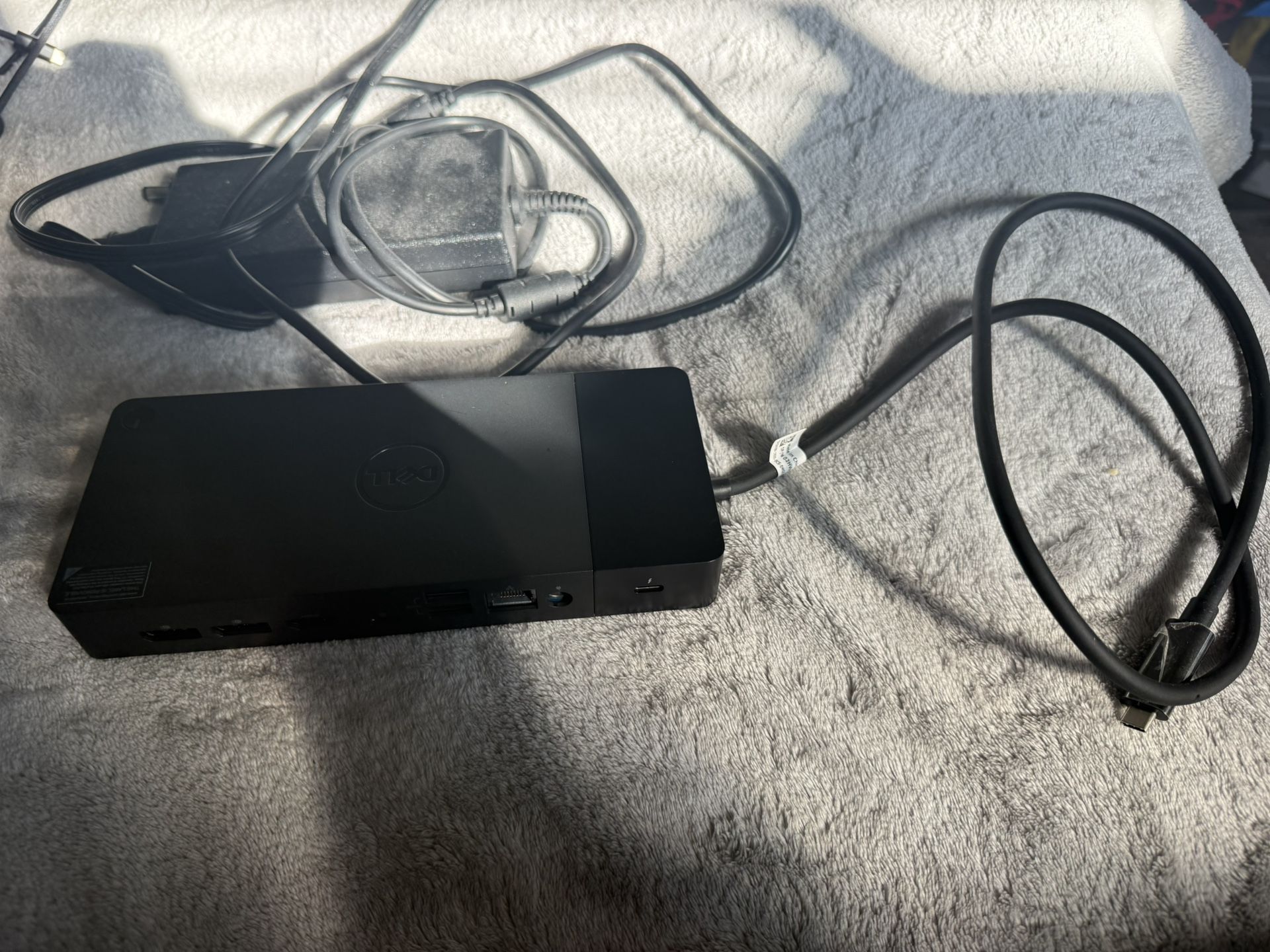 DELL Docking Station K20A
