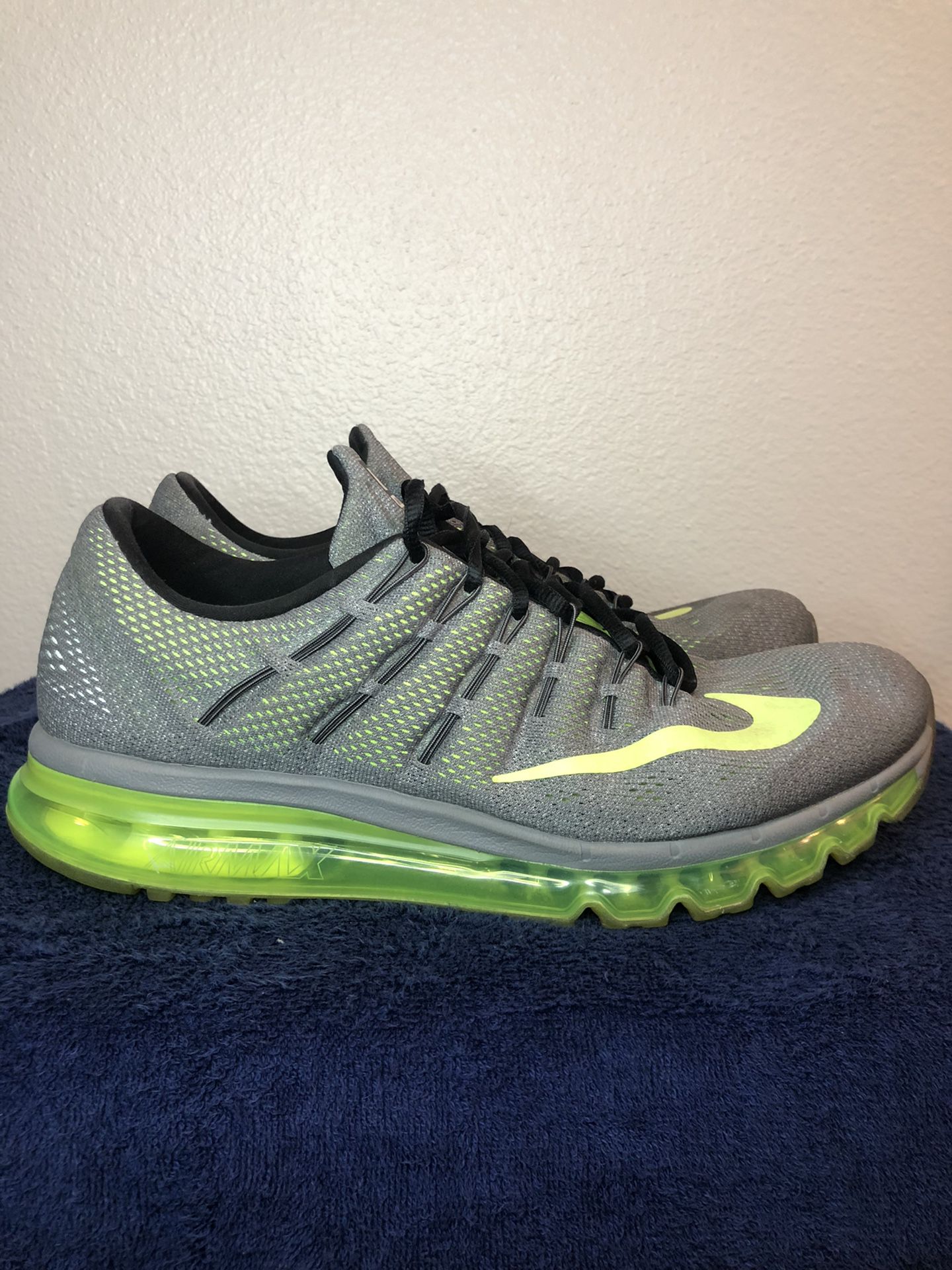 Vintage Nike Air Max 2016 Cool Grey Volt Men size 13 for Sale in Dallas, TX  - OfferUp