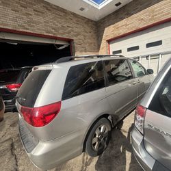 2009 Toyota Sienna