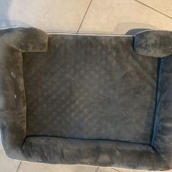 Small Medium Dog Beds And Food/ Water Bowls 