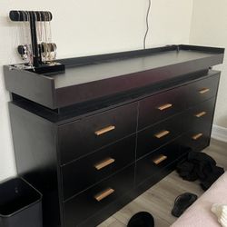 LED dresser