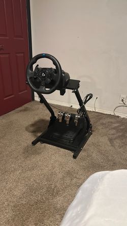Logitech G923 Wheel and Pedels
