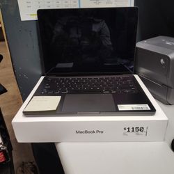 Apple Laptop
