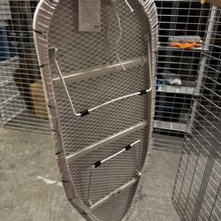 Tabla de planchar compacta con patas plegables