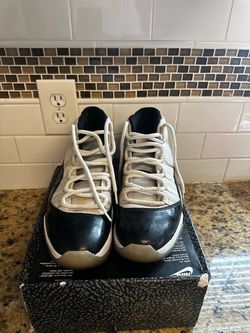 Air Jordan 11 concord sz 10.5