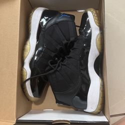Jordan 11 Space Jam