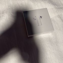 brand new airpods 1 