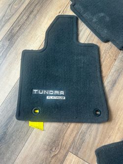 Toyota tundra platinum floor mats
