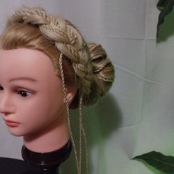 Clip On Style/meet Isabella