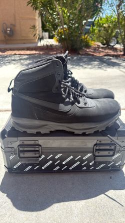 Nike men’s 11