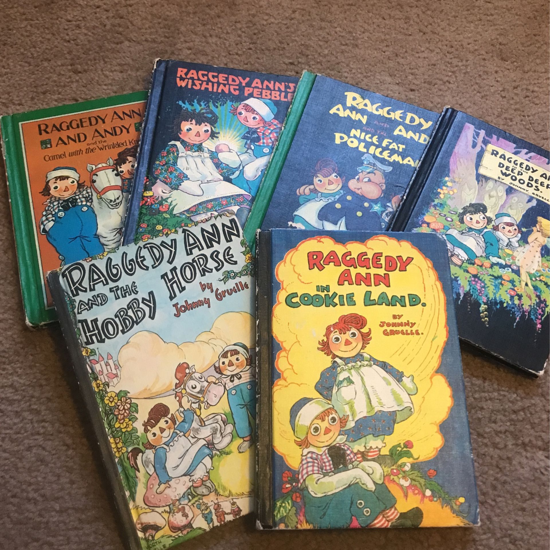 Vintage Raggedy Ann and Andy Books 