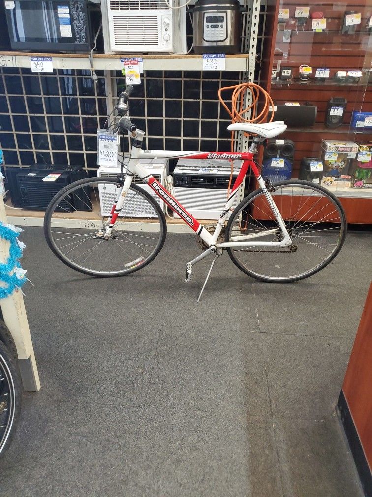 Iron Horse Street Bike Cyclone