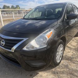 Nissan Versa