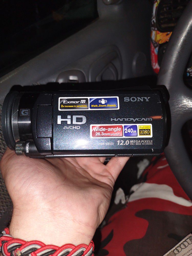 SONY Handycam HDR-XR550V Camcorder 1080p 240gb