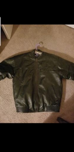 Mens leather coat/ jacket brand new never worn XL