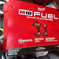 M18 Impact Driver Kit With Additional Battery