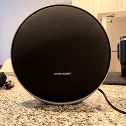 HARMAN KARDON ONYX STUDIO 9