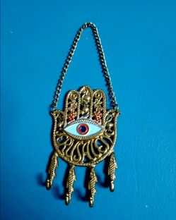 Vintage brass Hamsa wall amulet and key holder from Jerusalem Fishes Charms