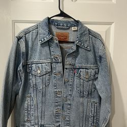 levi’s jean jacket