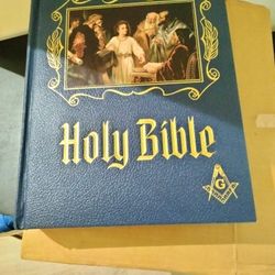 Gilded Masonic Pedestal Bible  New Condition