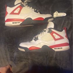 Jordan 4 ( Red Cement)