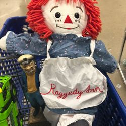 Raggedy Ann & Andy 25 in Dolls, Dakin 80th Birthday Edition.Great Shape !