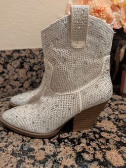 Women's white rhinestone ankle boots