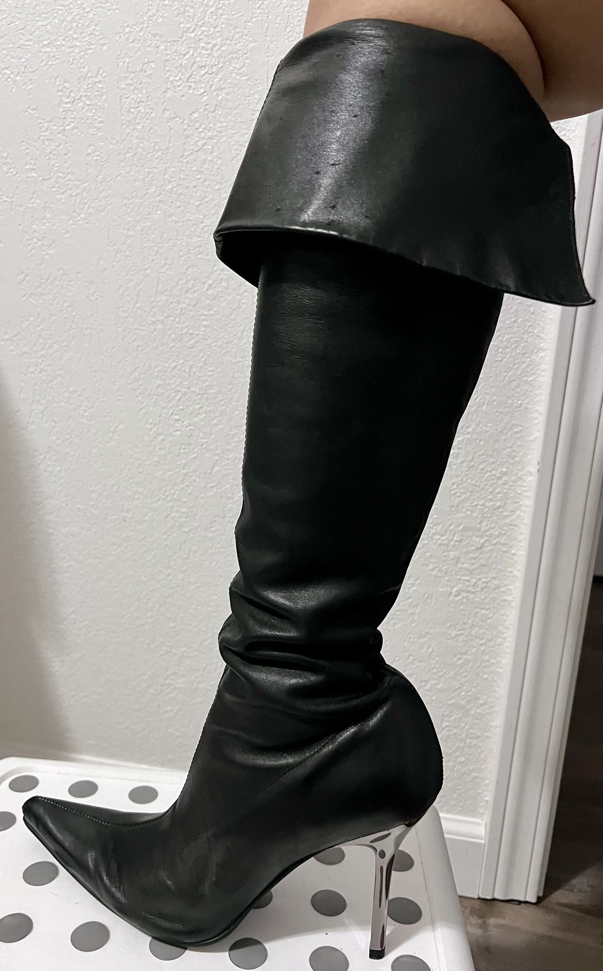 Steve Madden Black Over The knee Boots