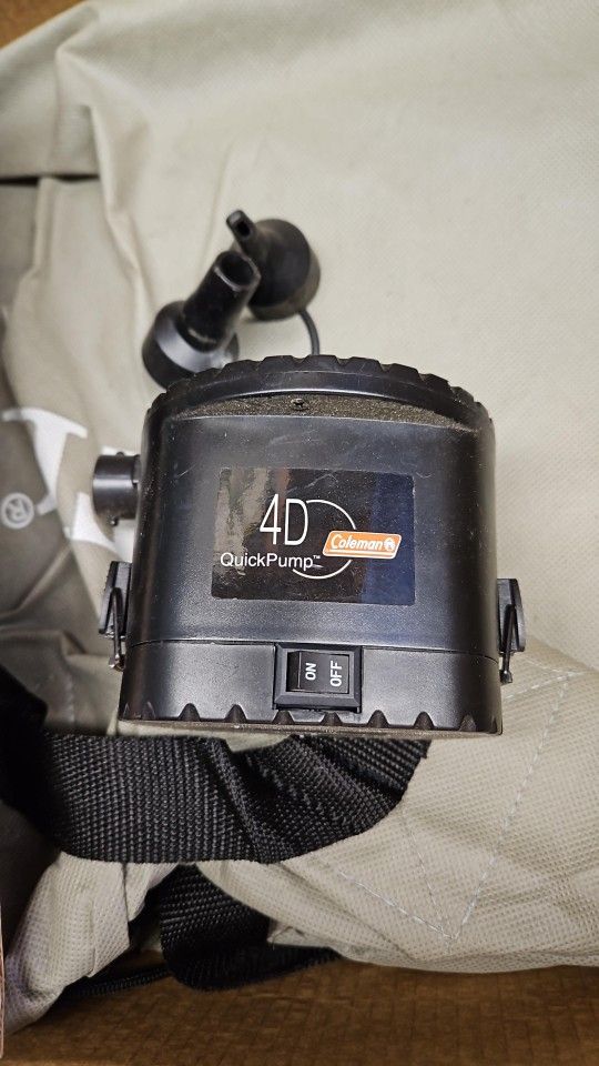Coleman 4D  Battery Portable Air Pump