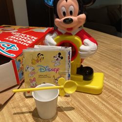 Disney Mickey Snow Cone maker (Vintage)