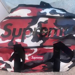 Supreme Ss21 Red Camo Duffel Bag