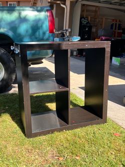 Cube shelf / entertainment shelf