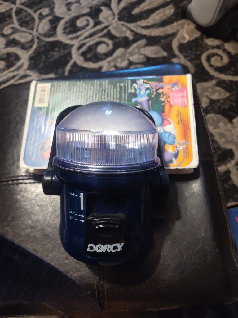 Dorcy.Lamp.and Spotlight.
