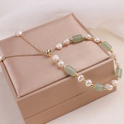 Natural Pearls Green Jade Fashion Bracelet 