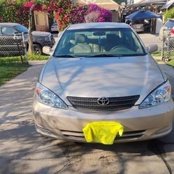 Toyota Camry 2004