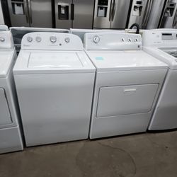 Whirlpool And Kenmore Washer And Dryer Set 