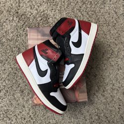 Air Jordan 1 Reimagined Black Toe 
