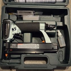 Metabo HPT Micro Pinner