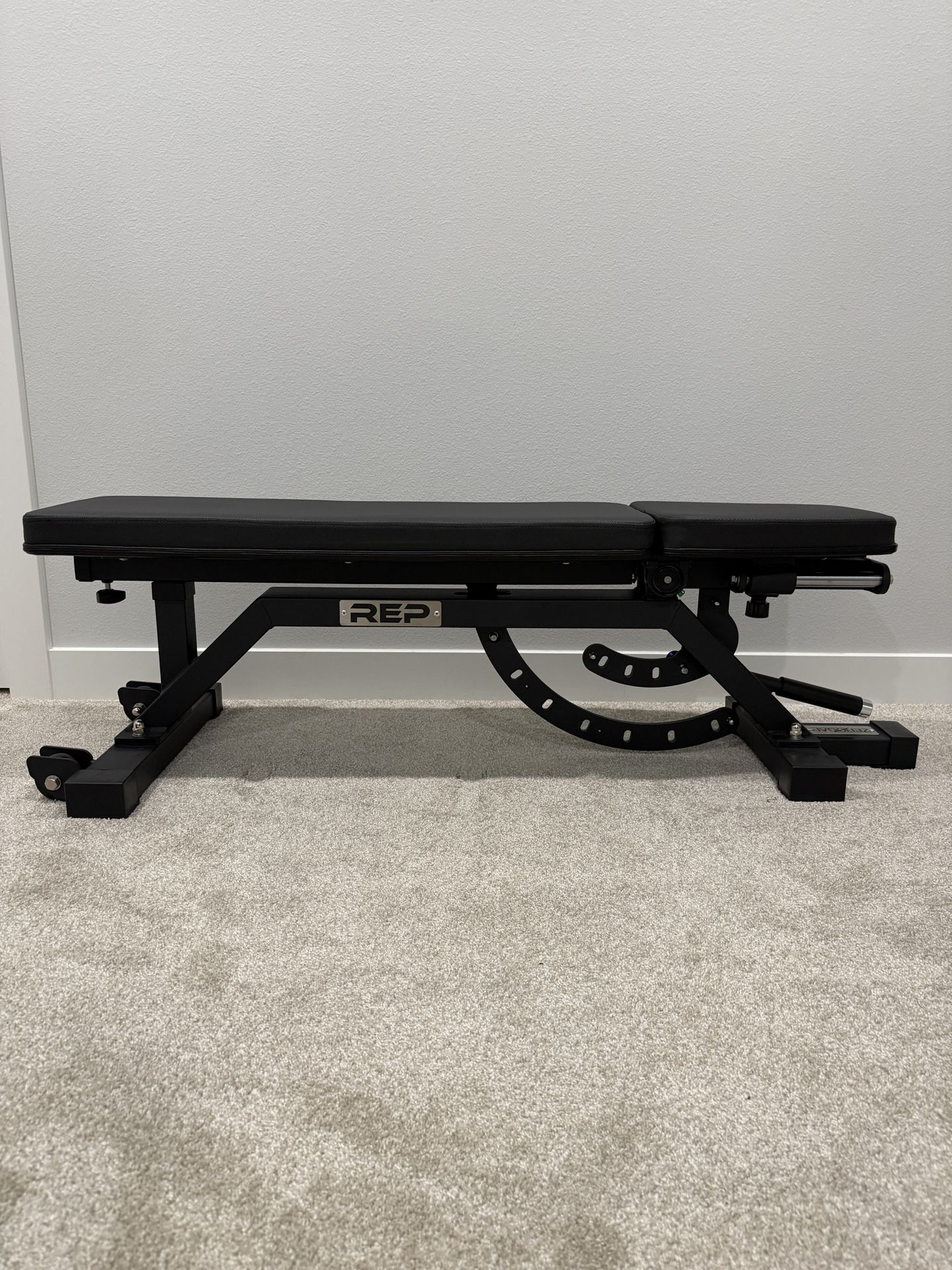 REP AB-5000 ZERO GAP WEIGHT BENCH