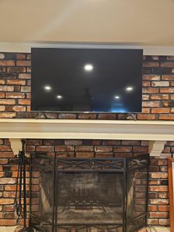 55 in Samsung TV with remote