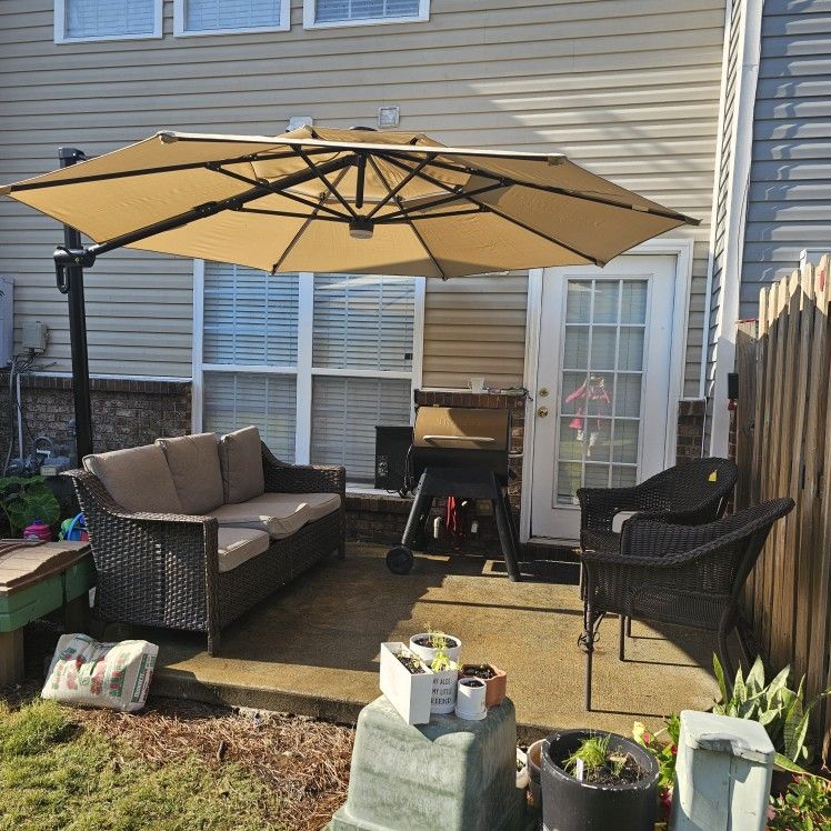 Hampton Bay 11 ft. Aluminum Cantilever Solar LED Offset Patio Umbrella in Putty Beige