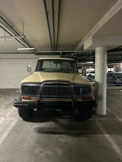 Jeep J10 1983