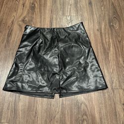 Black Faux Leather A-Line Mini Skirt size small