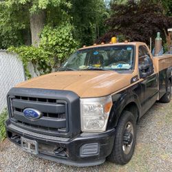 2011 Ford E-350