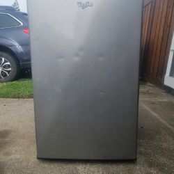 Whirlpool Mini Fridge
