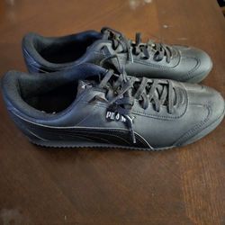 Puma Shoes Size 11