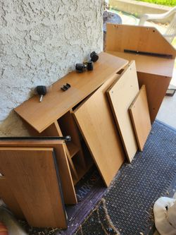 FREE desk, needs to be reassembled