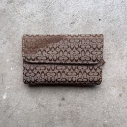 Vintage Coach Signature Tri-Fold Wallet